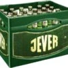 Jever Pilsener (Mehrweg) 2 Jever Pilsener (Mehrweg) -Combi Getraenke 4504012546 2000441749825 01.jpg